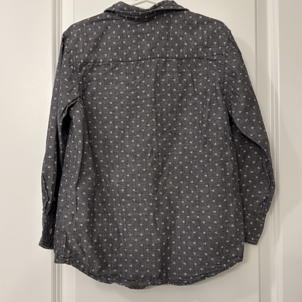(2) Boys Button Down Shirt Long Sleeve Size small (6/7) EUC Wrangler & Izod - Picture 11 of 11